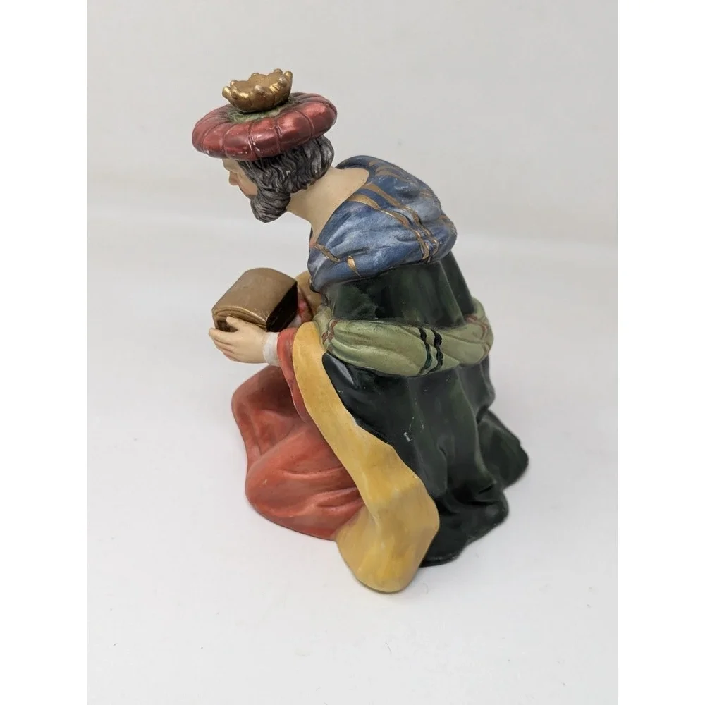 Grandeur‎ Noel O'Well Wise Man Nativity Porcelain Replacement Figurine Kneeling